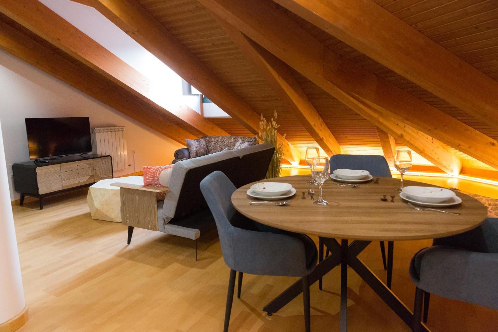 Apartamentos San Pedro Regalado Вальядолид Экстерьер фото